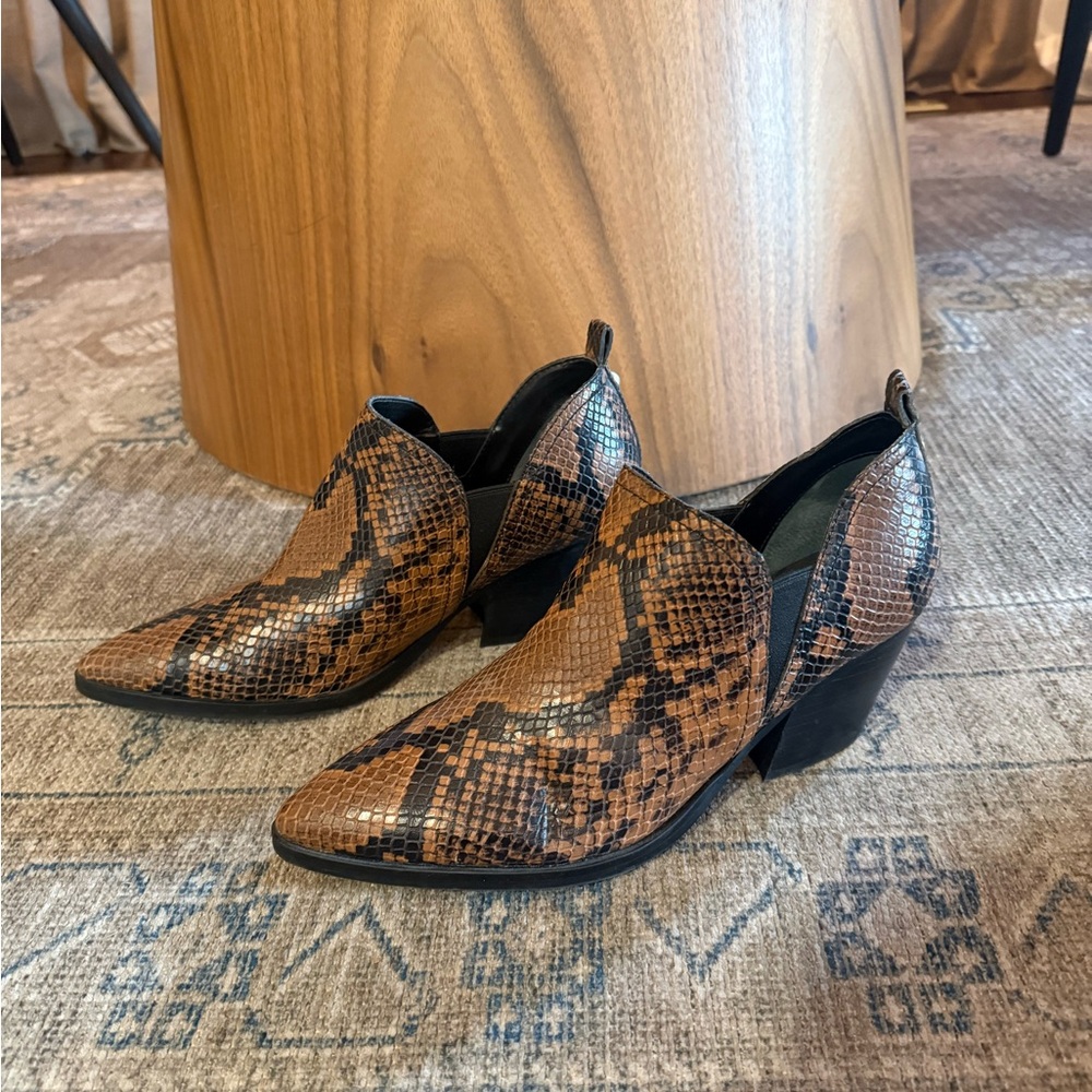Snakeskin Patterned Ankle Boots - Picture 1 of 4